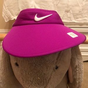 Nike Golf visor